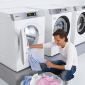 5 tips for processing laundry in a commercial setting